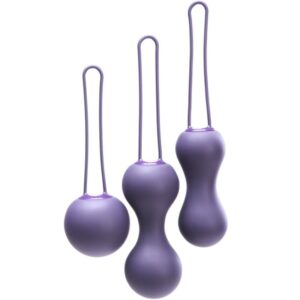 Je joue - kegel balls ami - violet sur Univers in Love